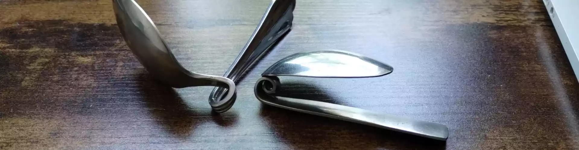 Spoonbending – Ein Workshop zum Biegen der Realität - Online Class by Miche Meizner