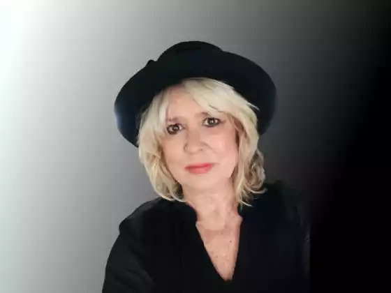 Landria Onkka,
                            Health & Wellness, Spirituality, Spirituality, Spirituality, Spirituality, Health & Wellness, Health & Wellness
                            Expert at Soulful Summit 2023: путешествие внутрь себя, начните!